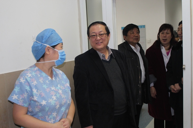 1581684210339.jpg 整形外科医院院所报2012年第一期第二版2.jpg