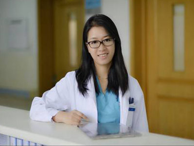 1582724339973.jpg 朱珊简介 图片01.jpg