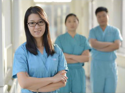 1582724371802.jpg 朱珊简介 图片03.jpg